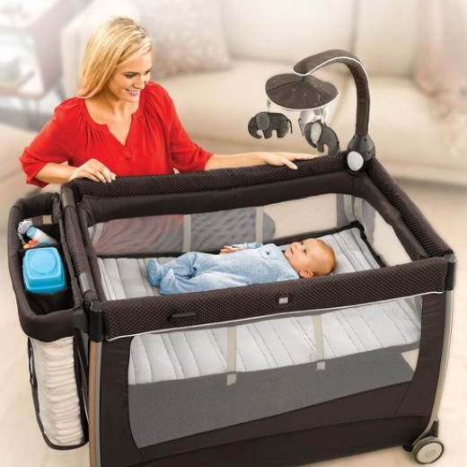 Chicco Lullaby Dream Playard, Latte