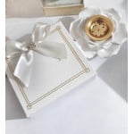 هدية بخور للمناسبات بلون أبيض و زخارف ذهبية من ماي مومنتس