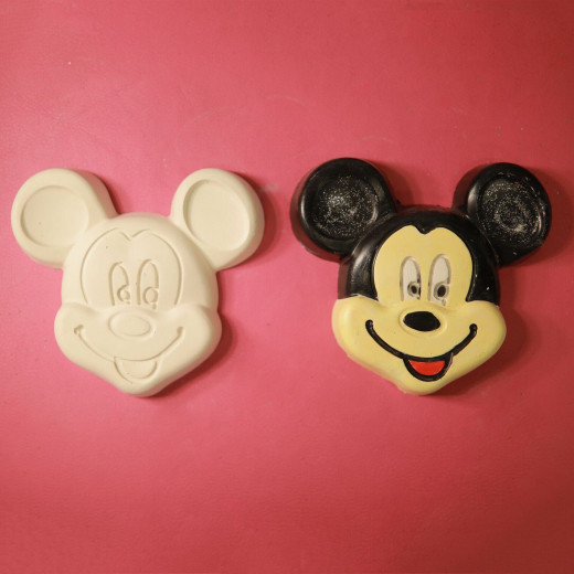 Little Hands Gypsum Mickey Mouse Coloring Art, (M) Size