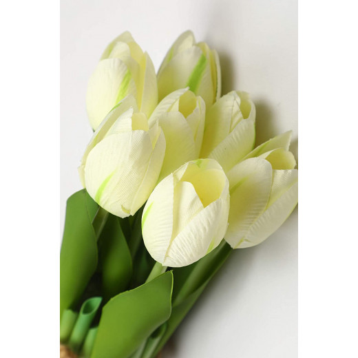زهور التوليب البلاستيكية, باللون الأبيض