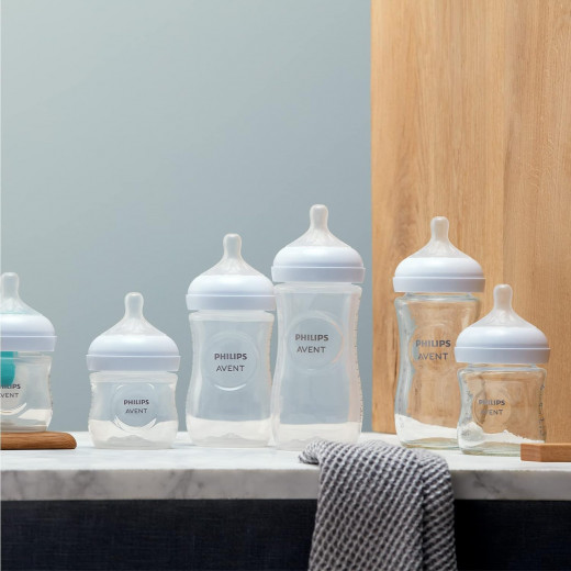 Philips Avent Natural Glass Bottle with Responsive Dummy