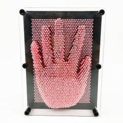كاي تويز - لعبة استنساخ شكل اليد على قاعدة دبابيس بلاستيكية ثلاثية الأبعاد