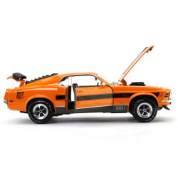 سيارة فورد موستانج ماخ 1 مقياس 1:18, لون برتقالي من مايستو
