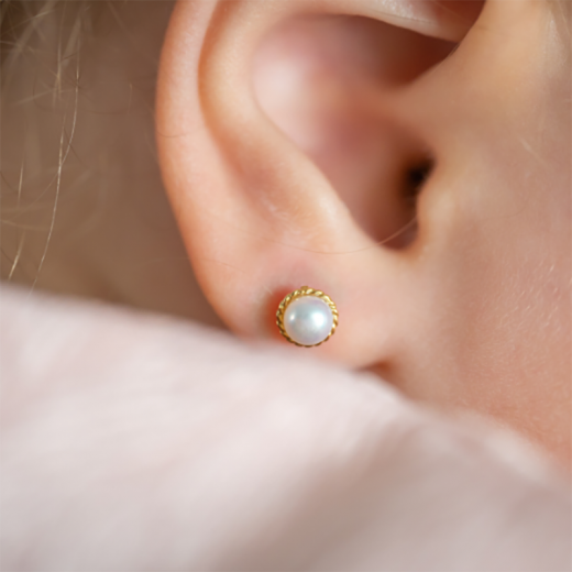 sphere pearl gold stud earrings with fresh water pearl